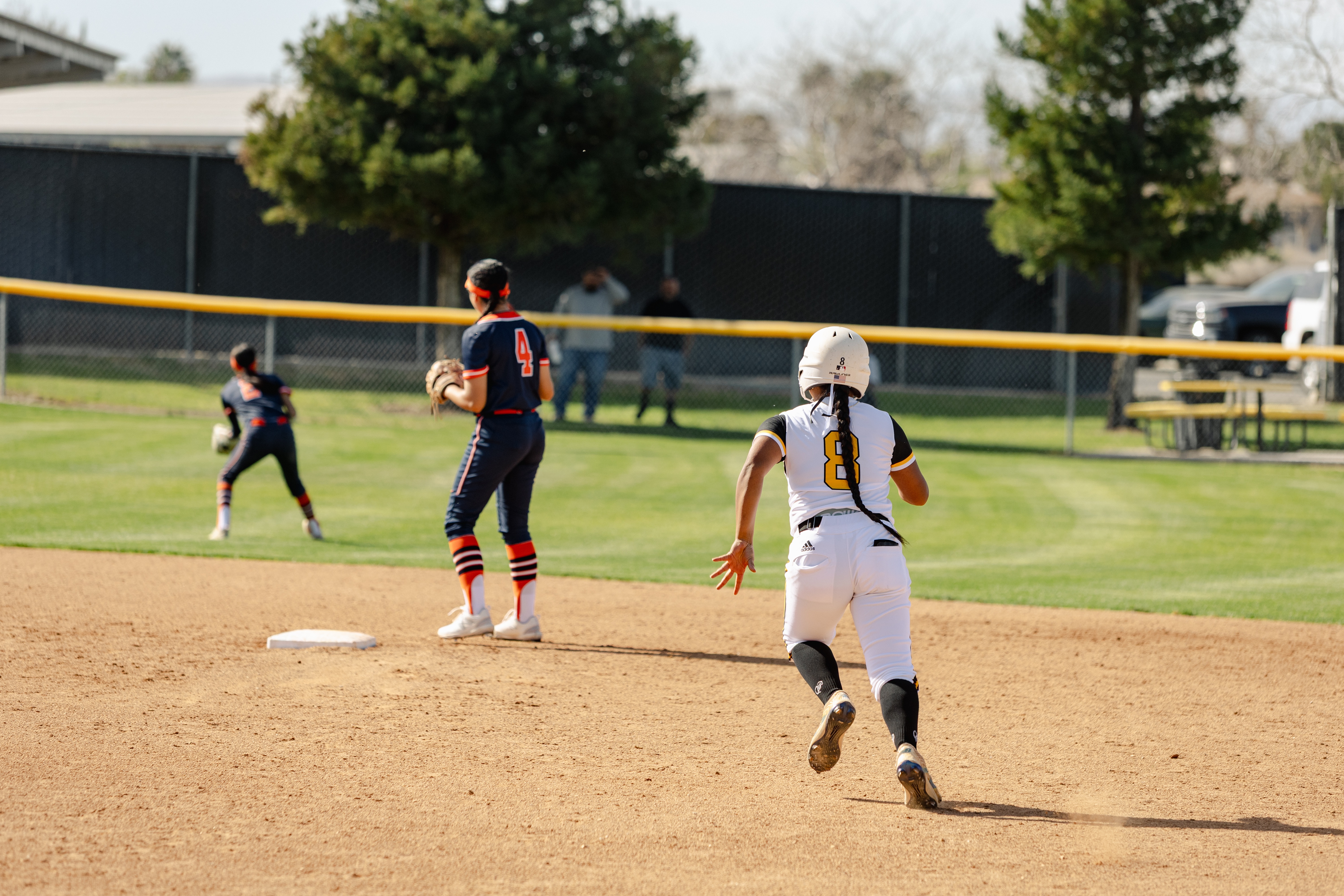 Comilang, Mott spark middle-inning surge as Cougars fall to Sequoias