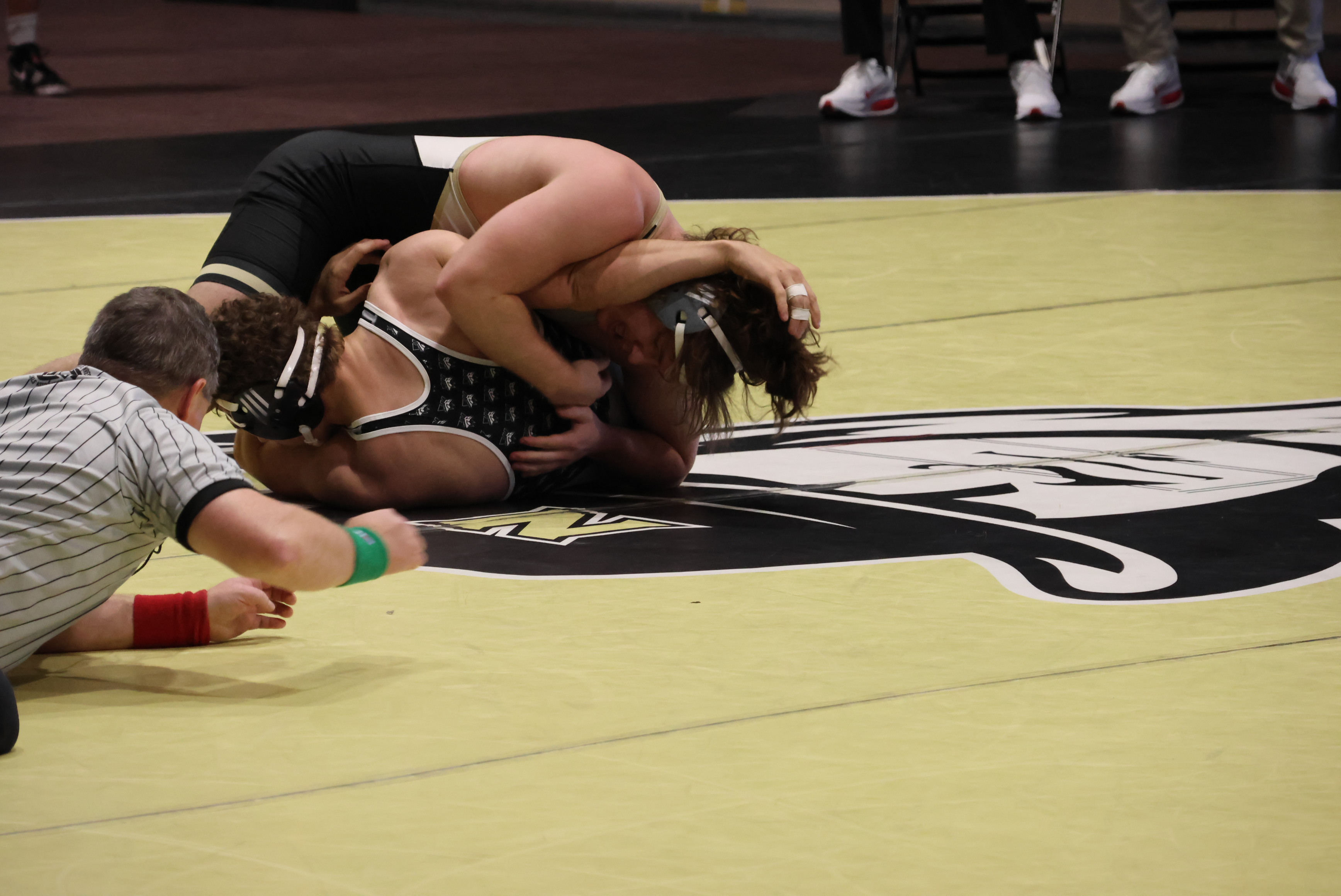 Northeastern Junior College Plainsmen Wrestling Falls to Western Wyoming Mustangs in Tough Dual