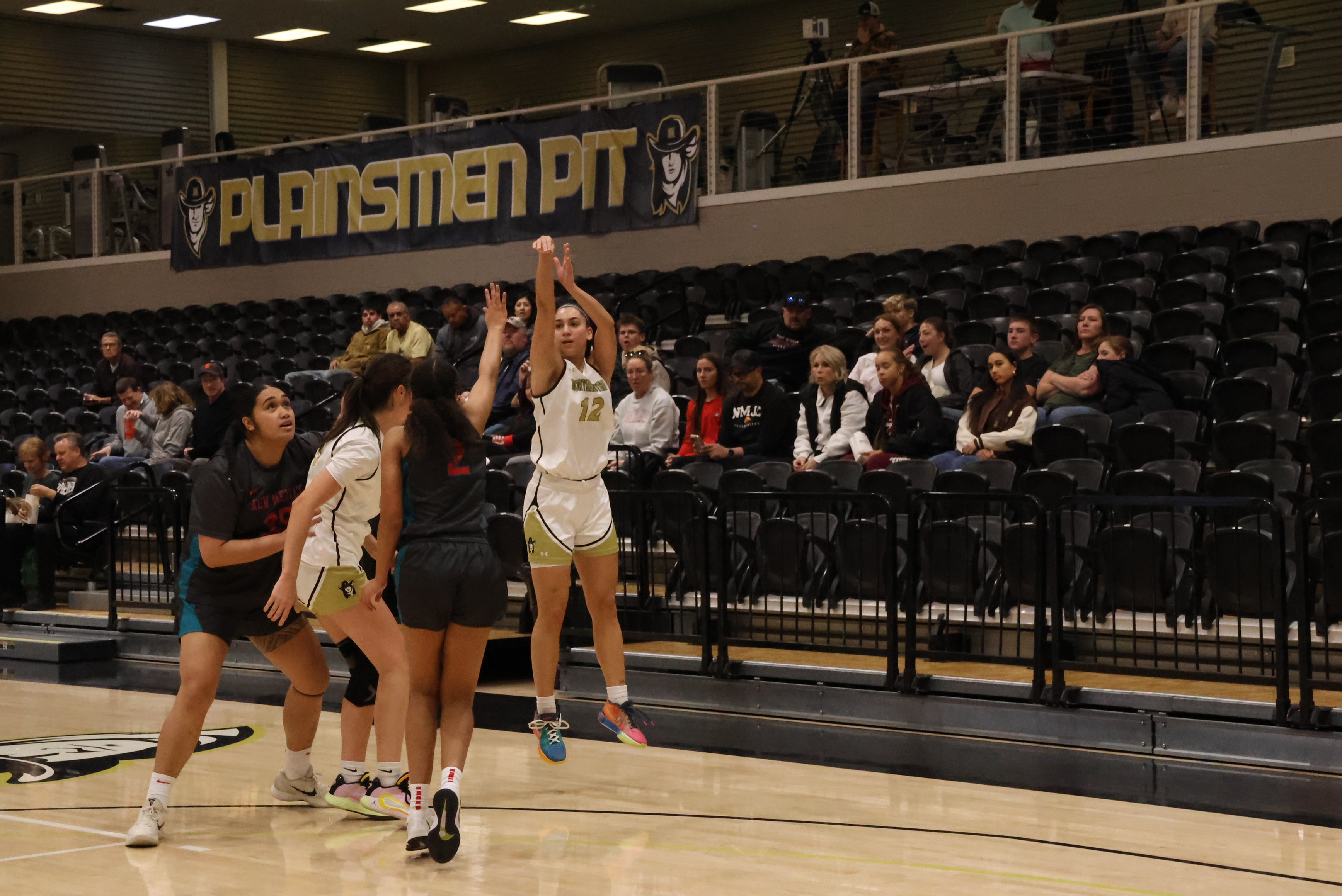 Northeastern Junior College Plainswomen Basketball Face Tough Loss at Home