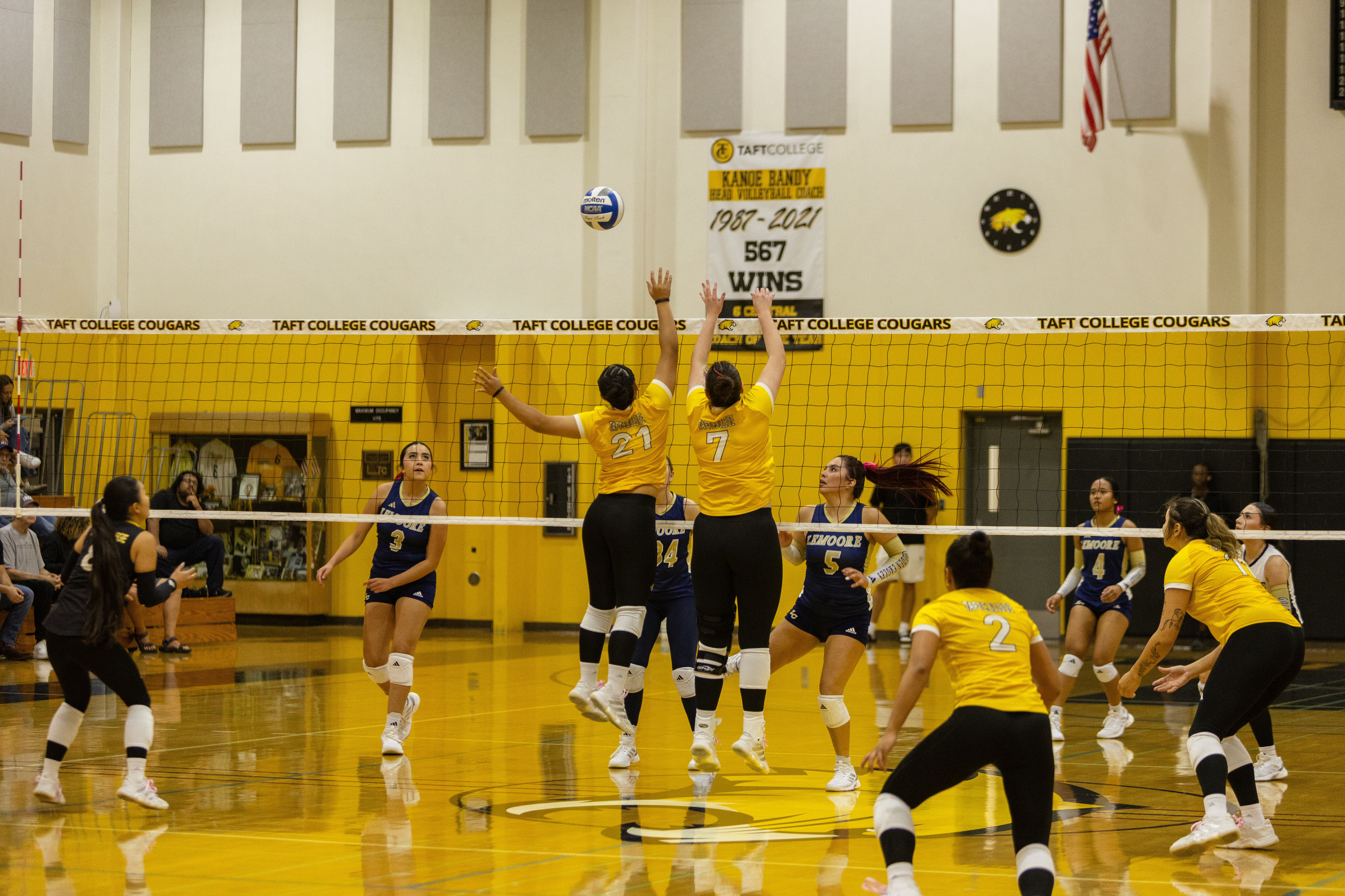 #5 Ranked Taft Sweep Lemoore College in Convincing Volleyball Victory