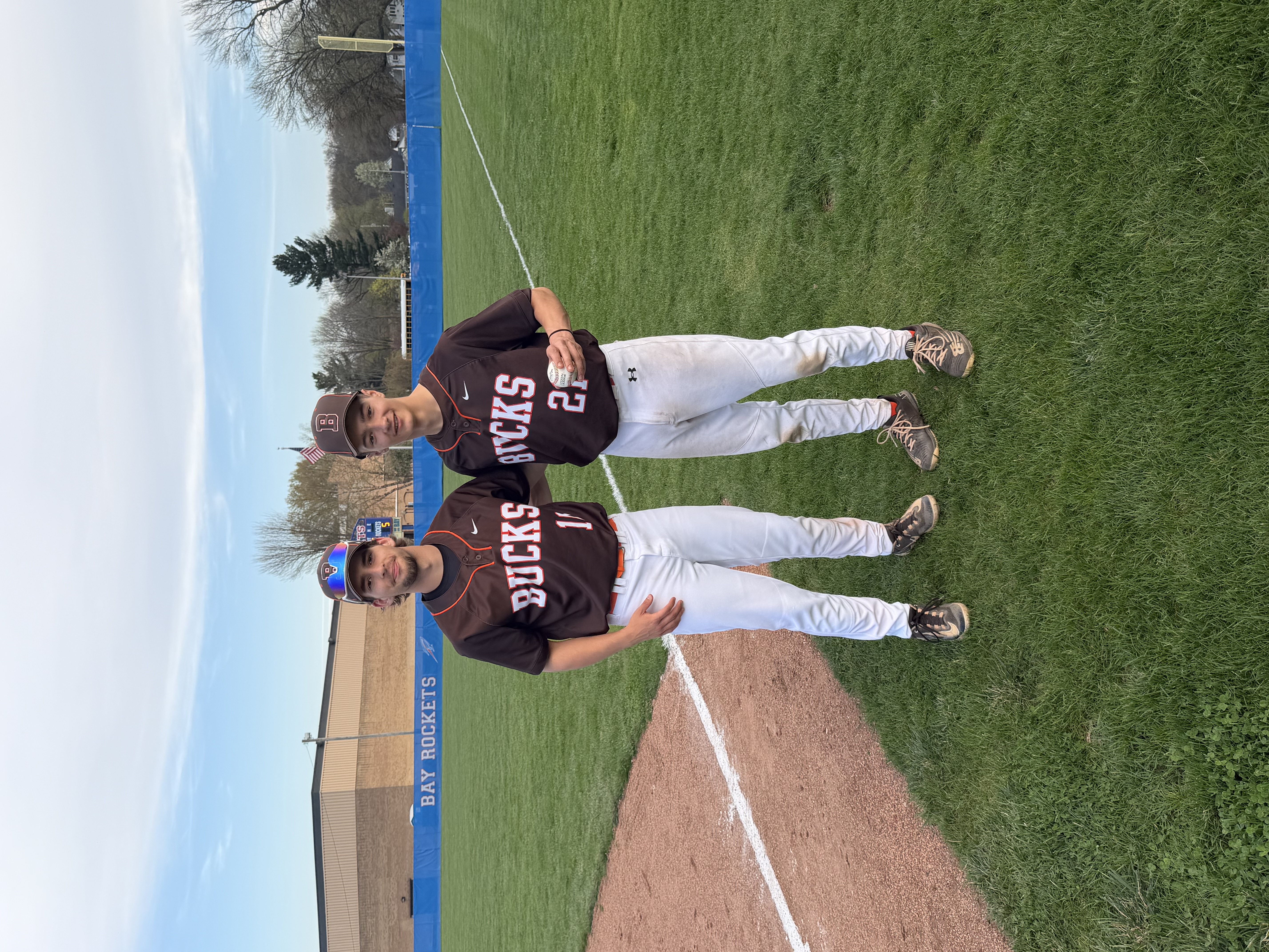 Buckeye rallies late to edge Bay 6-5