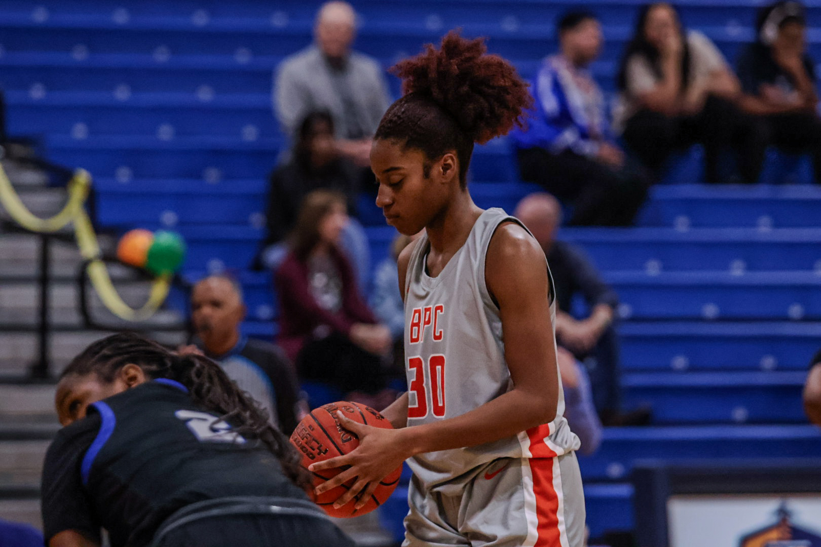 Lady Barons Clinch Convincing Victory Over Pioneers at Bridges Arena