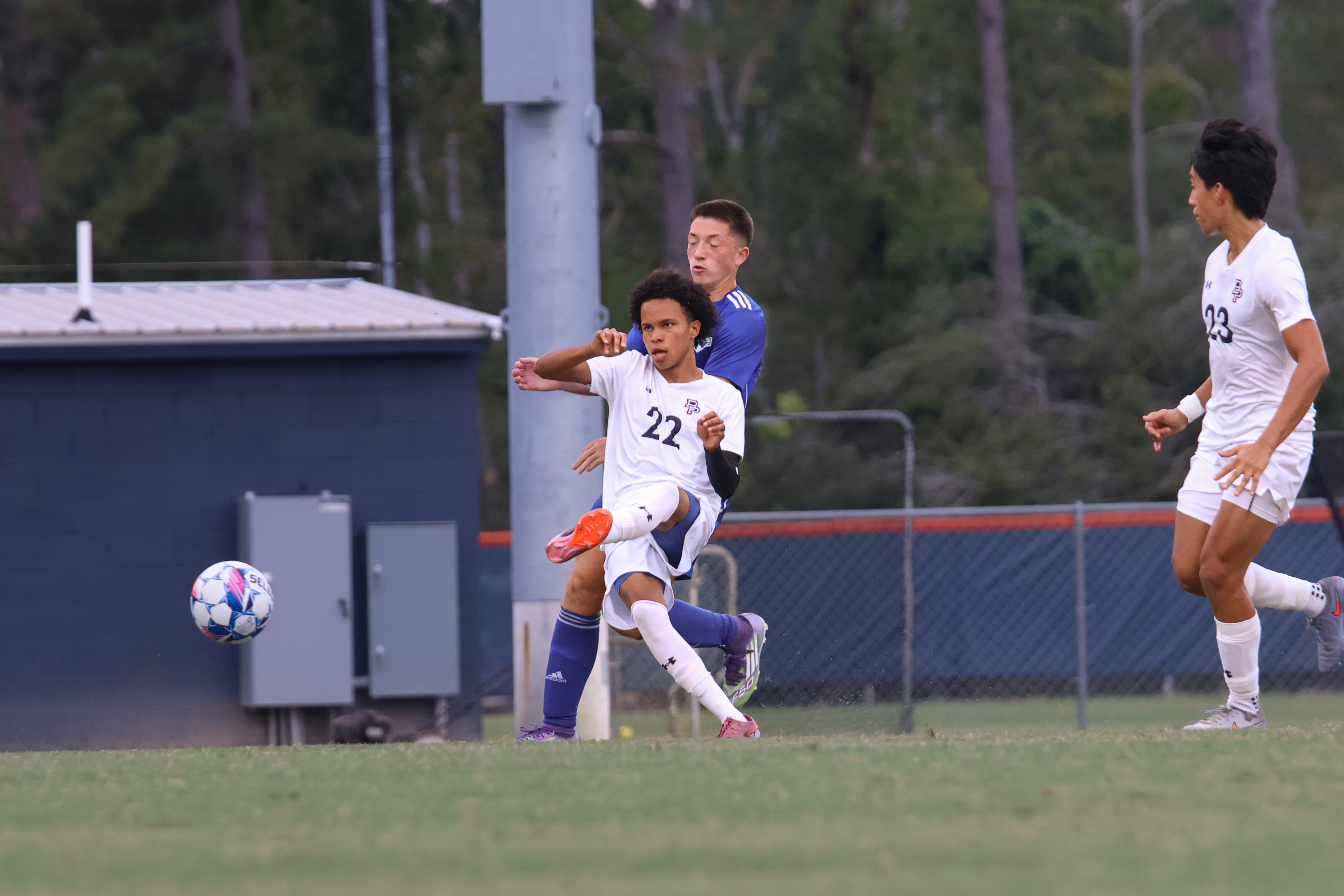 Barons Fall to #1 Roadrunners