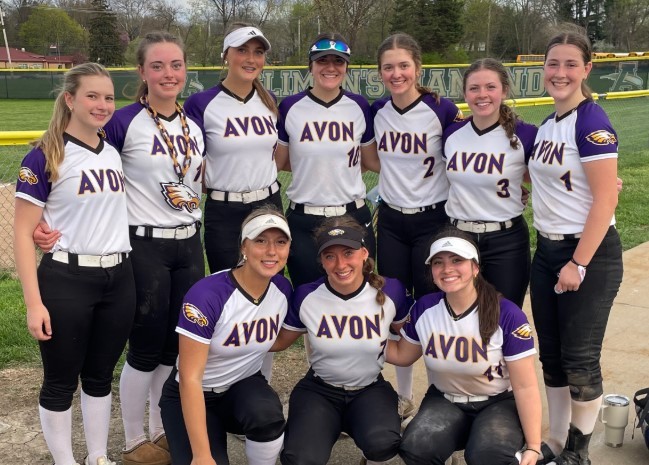 Eagles come back for 5-2 softball victory over Amherst