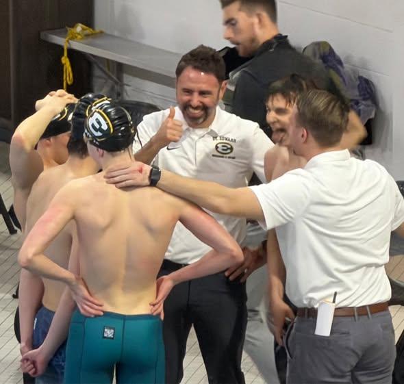 400 RELAY just found out they broke the school record!