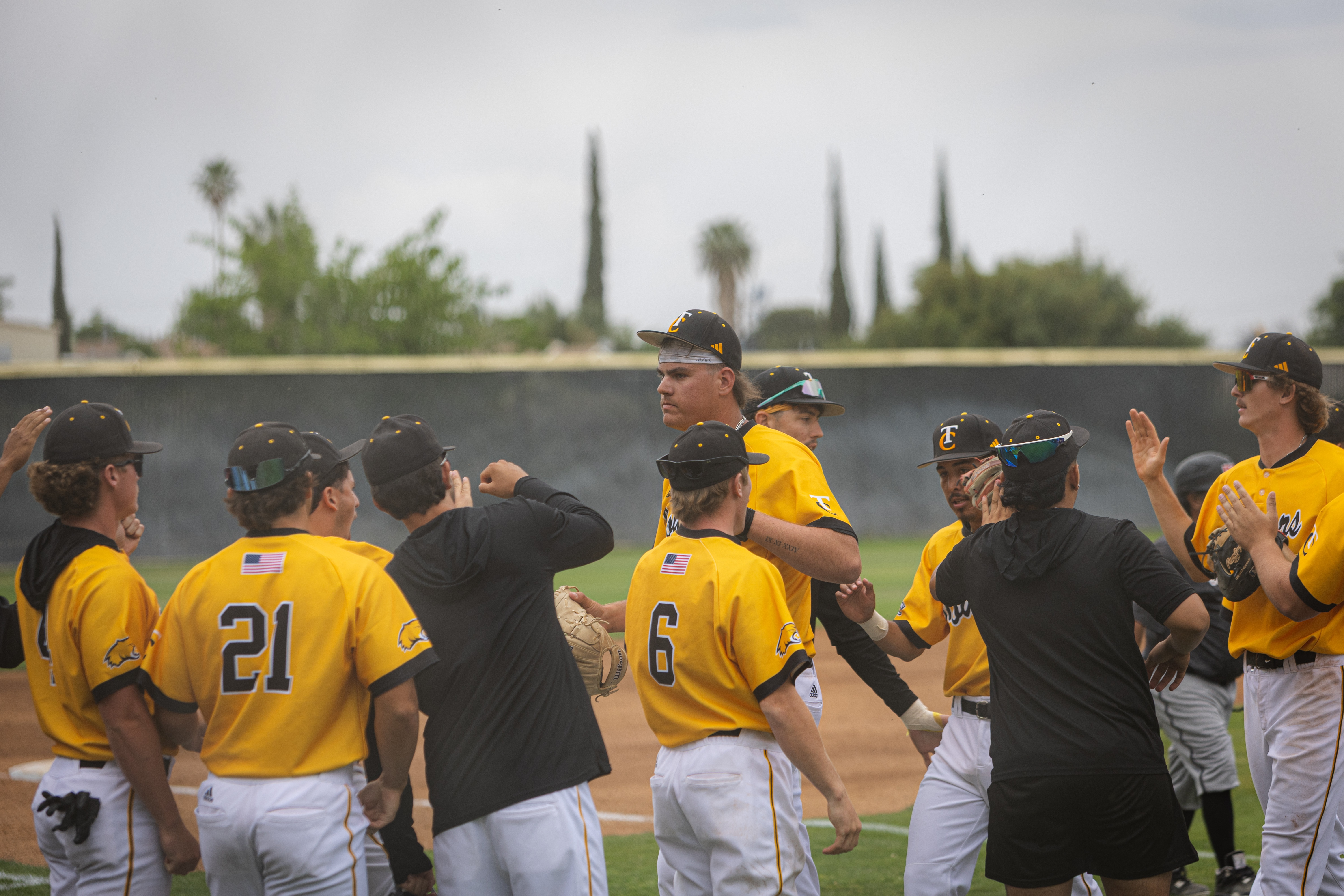 Taft Baseball rallies late to defeat Porterville 9-7 on the road