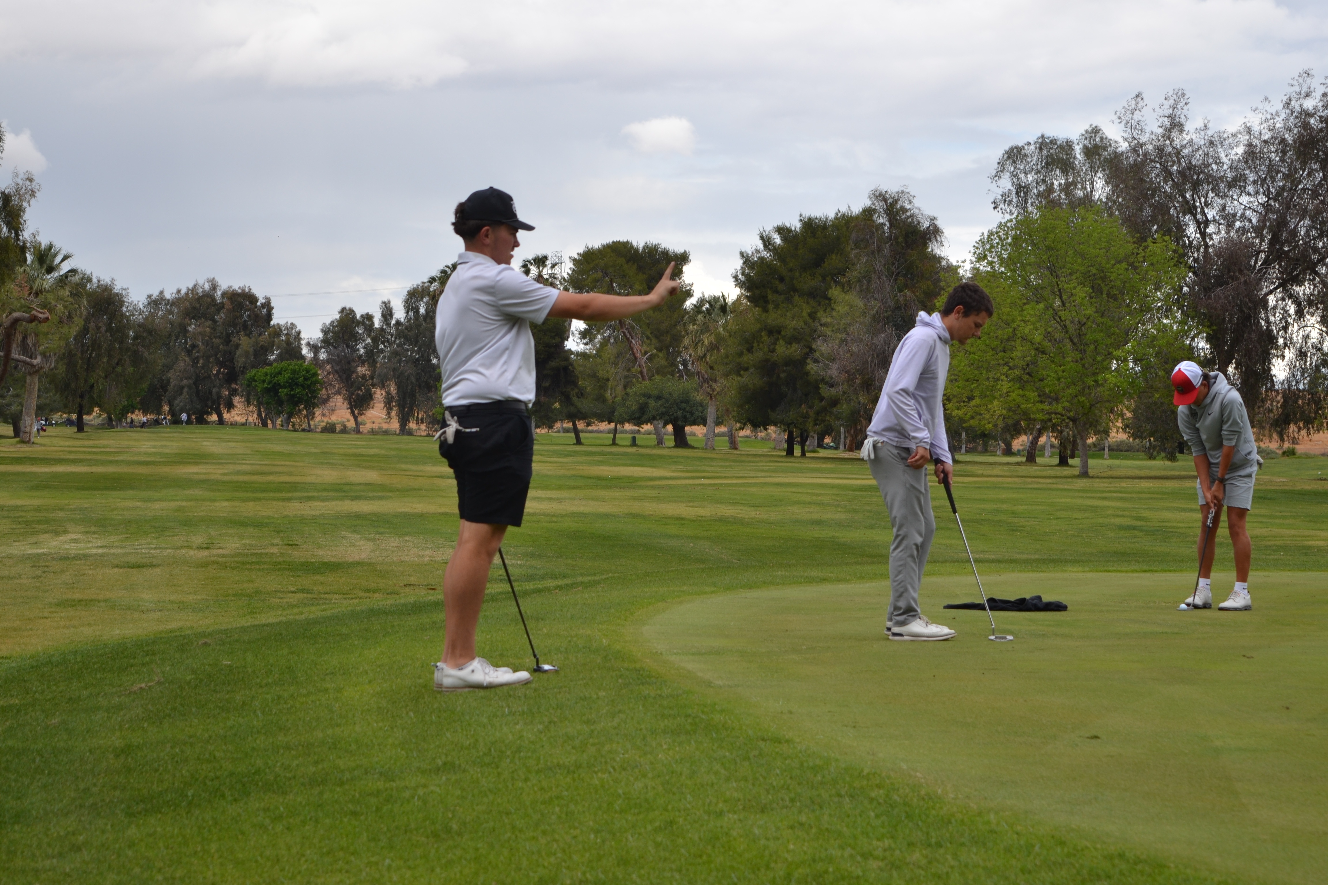 Shipley leads Taft College men’s golf at Reedley event with 76