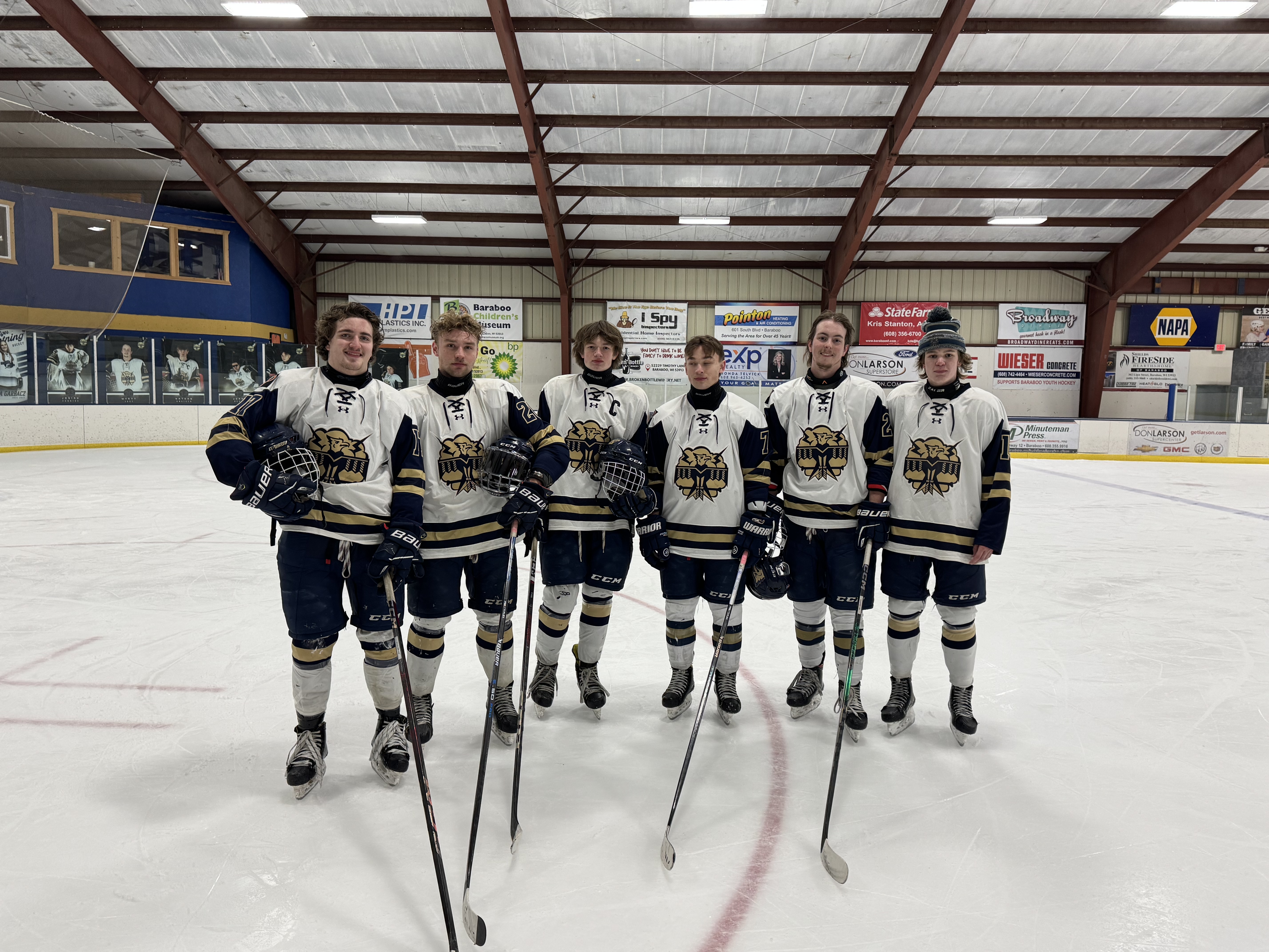 Boys Hockey Closes The Regular Season With a Loss To Onalaska