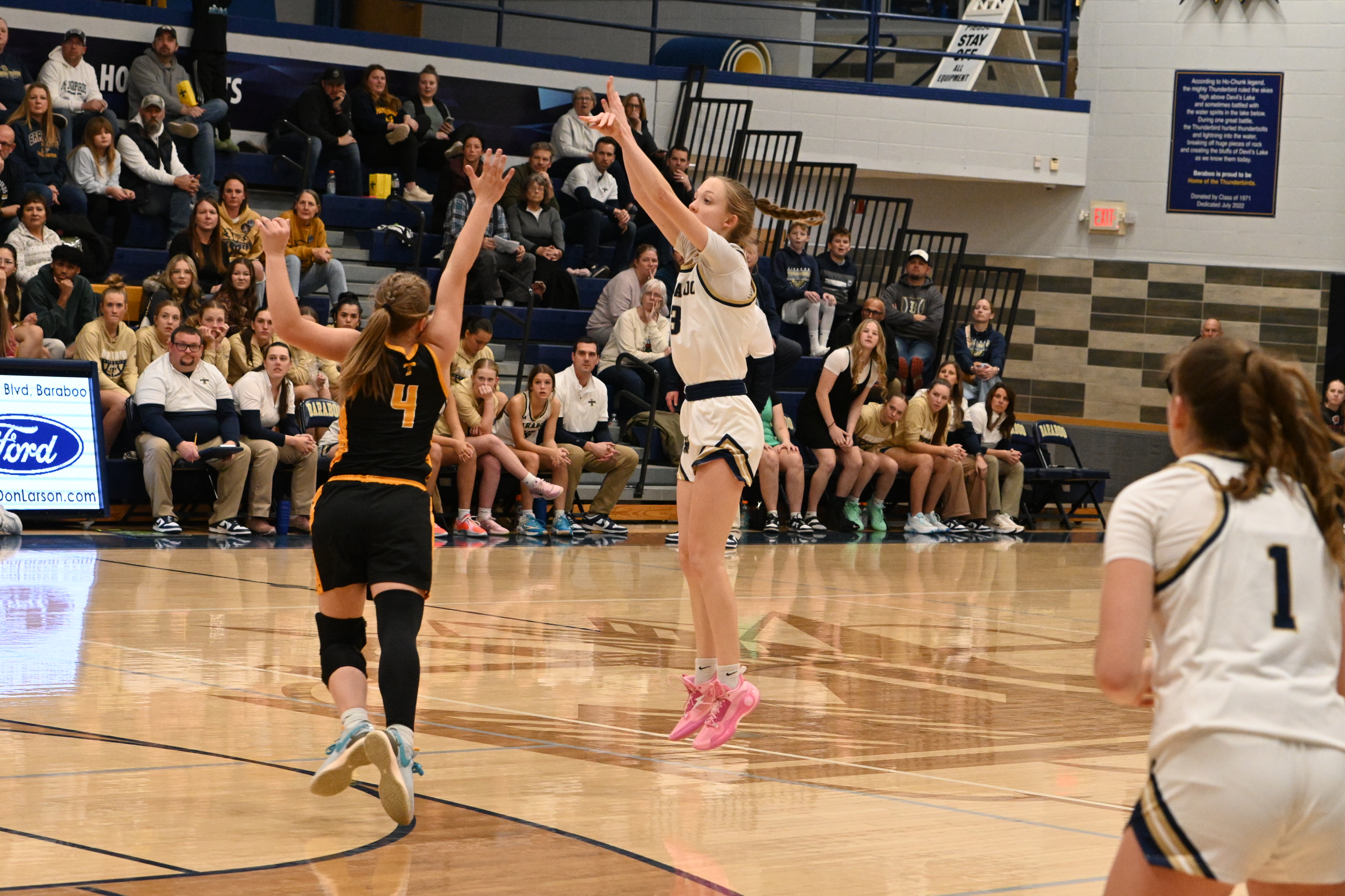 Baraboo Thunderbirds Secure Convincing Victory over Dodgeville