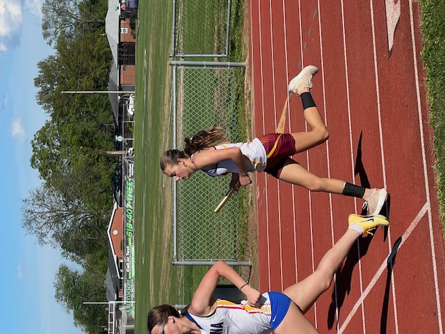 Eleanor Brame in pursuit of her opponent
