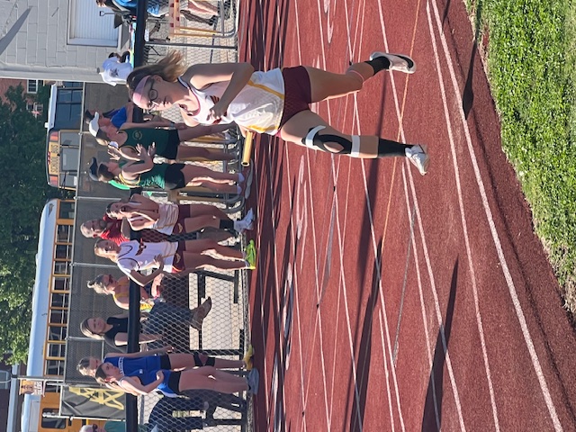 Ami Parsons rounding the turn