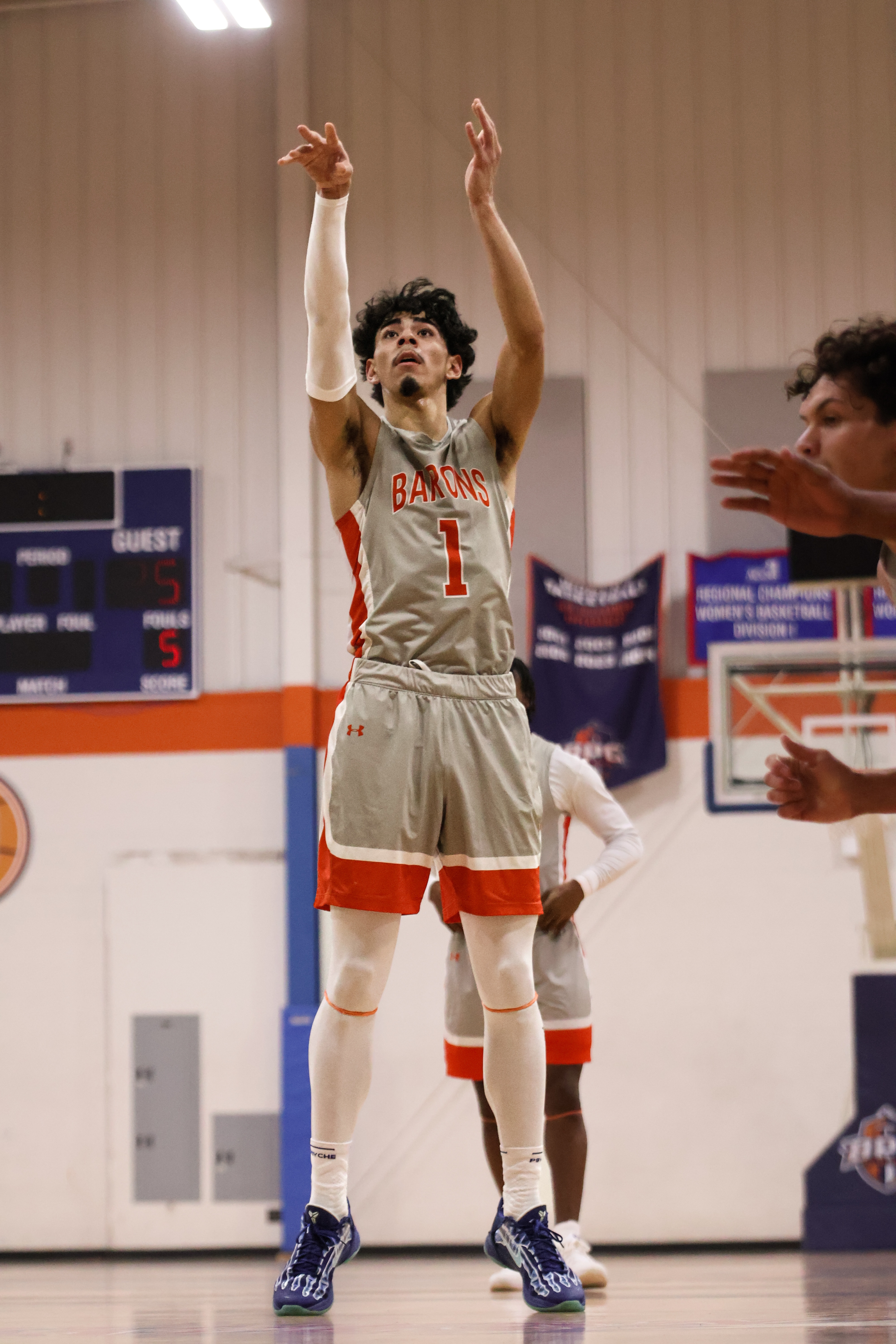 Barons Come Up Short Against Wolf Pack