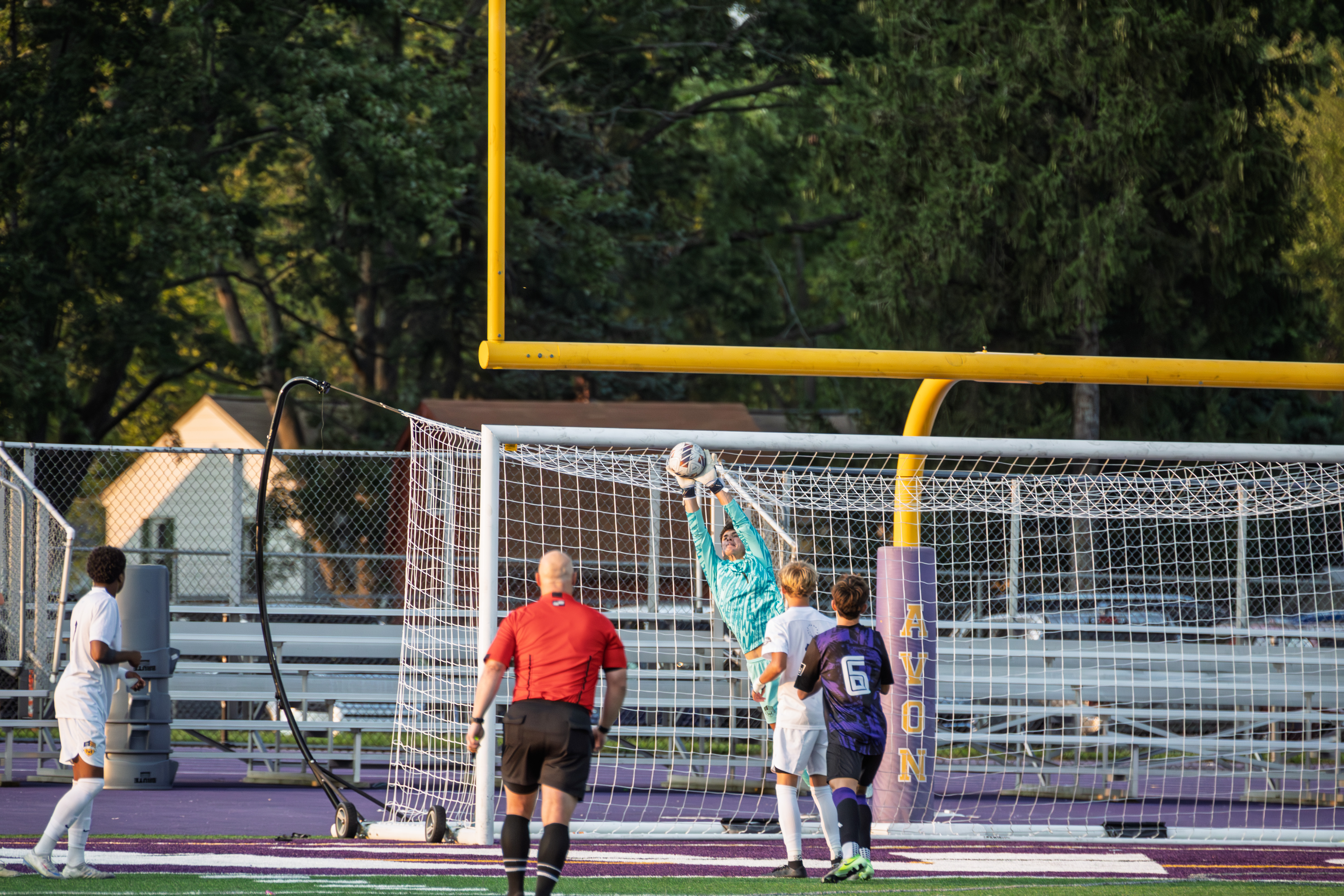 Ignatius Wildcats remain undefeated, Overpowering Avon After Early Scare