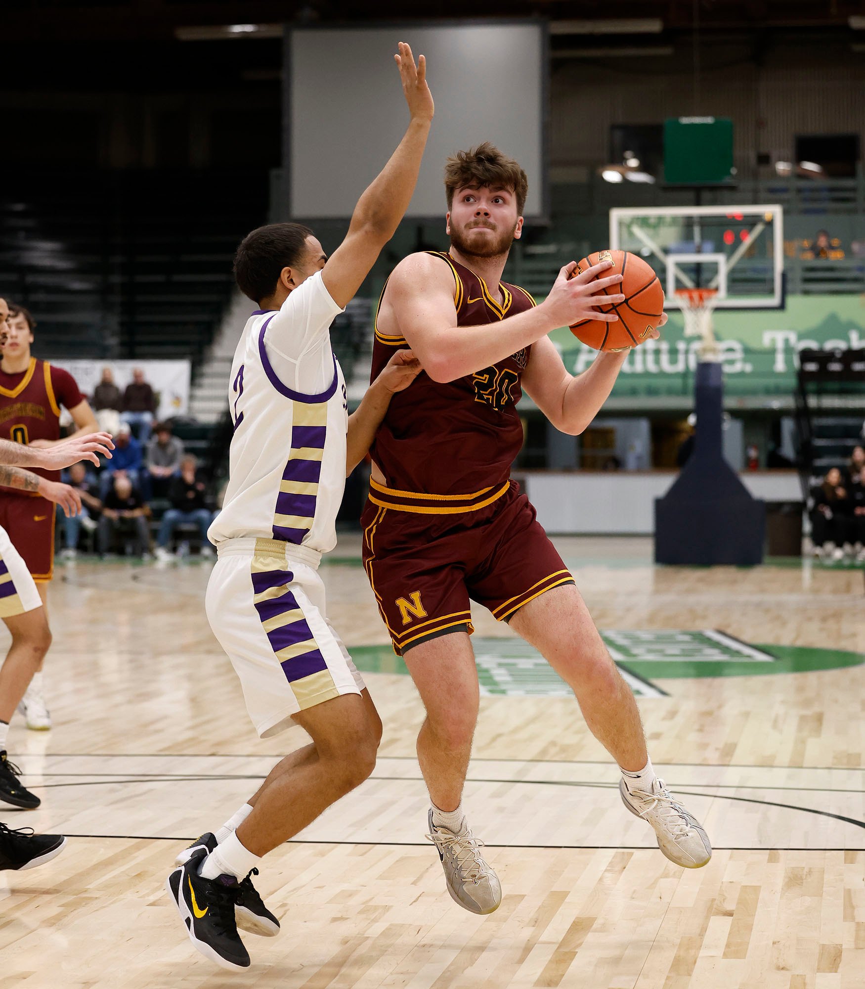 Lights upset Bruins in Frontier Men's Basketball Quarterfinals