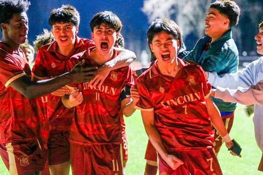 Lincoln blanks Ottumwa 2-0 behind strong second-half surge