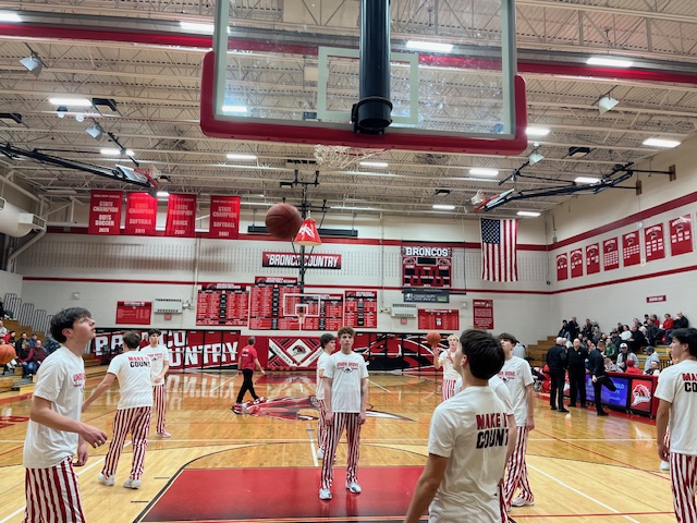 Late Rally Falls Short as Union Grove Drops 64-60 Decision to Burlington