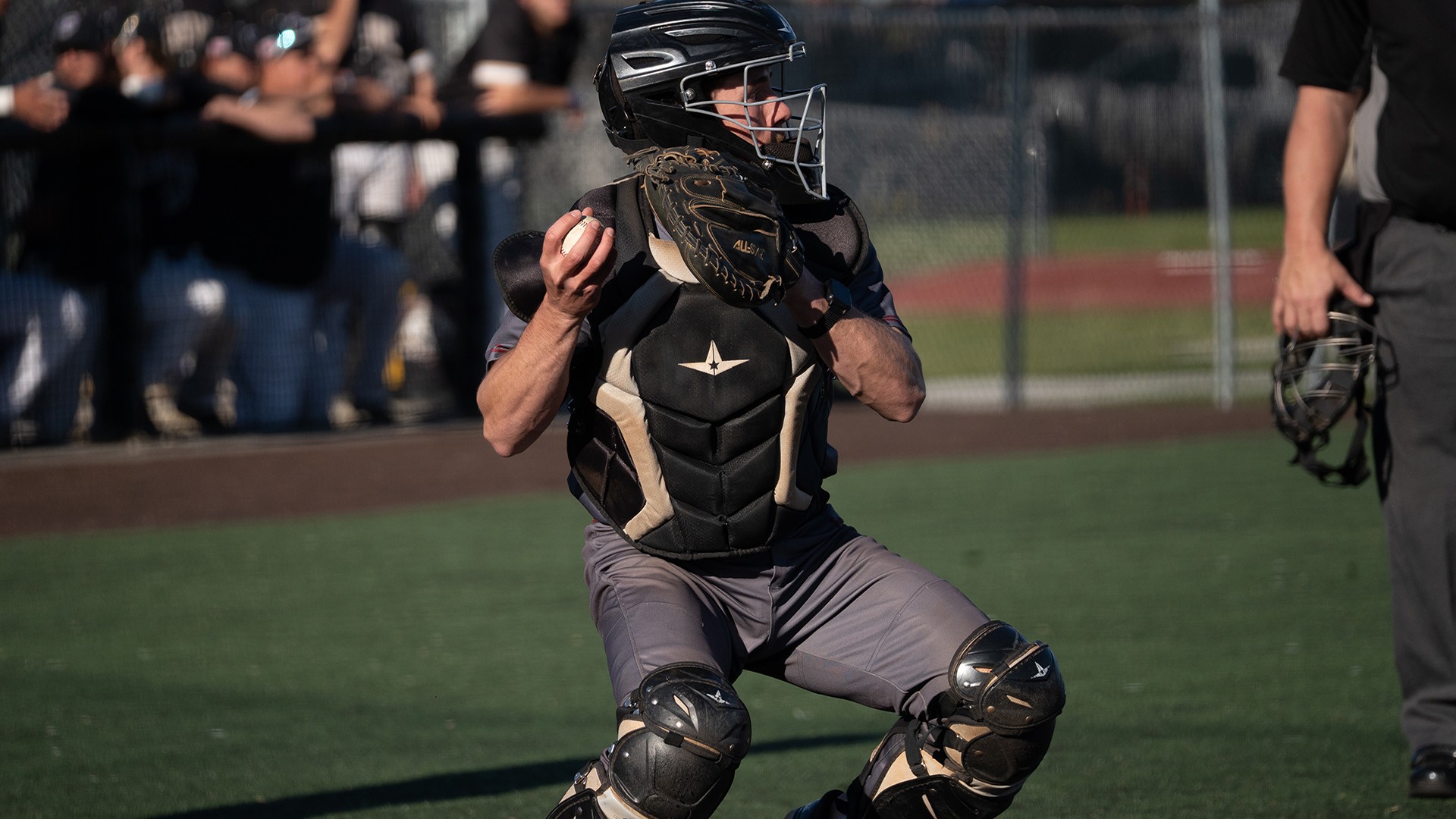 Vikings knock off No. 2 Bruins 9-7, ends 33-game winning streak; advance to FC Baseball championship game