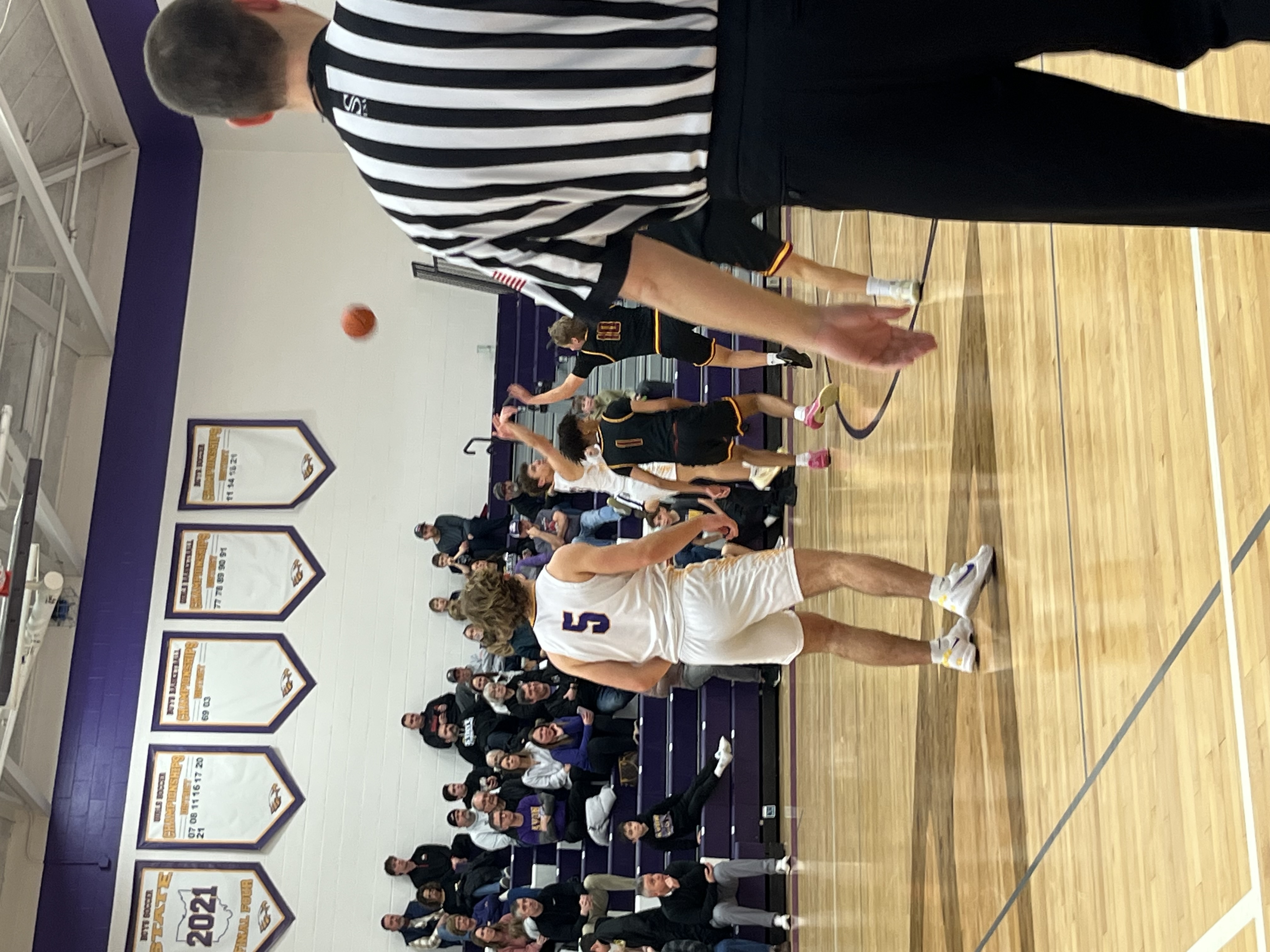 Avon High School Eagles Clinch Victory Over Shoremen