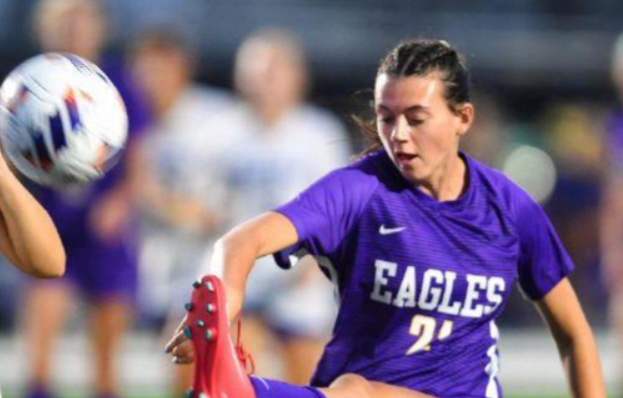Eagles explode in second half, top Gahanna Lincoln, 5-0