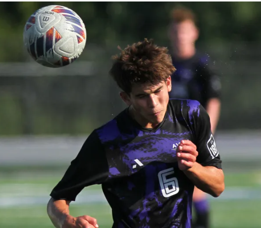 Eagles blank Avon Lake, 2-0, take control of SWC championship