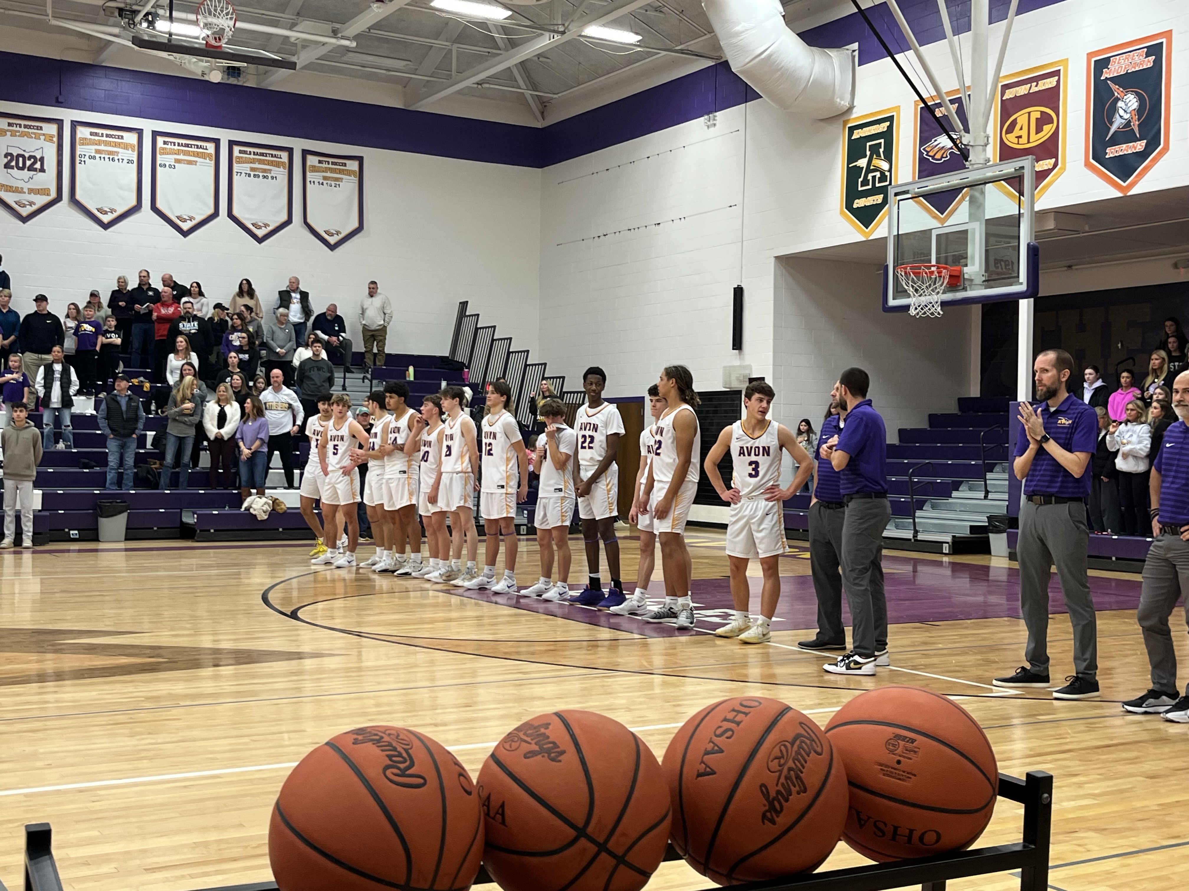 Avon High School Falls to Elyria in Hard-Fought Basketball Clash