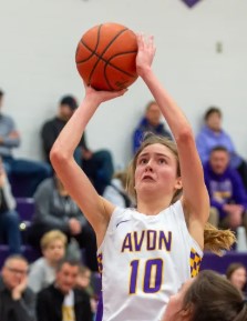 Three reach double figures as Eagles take third victory in a row