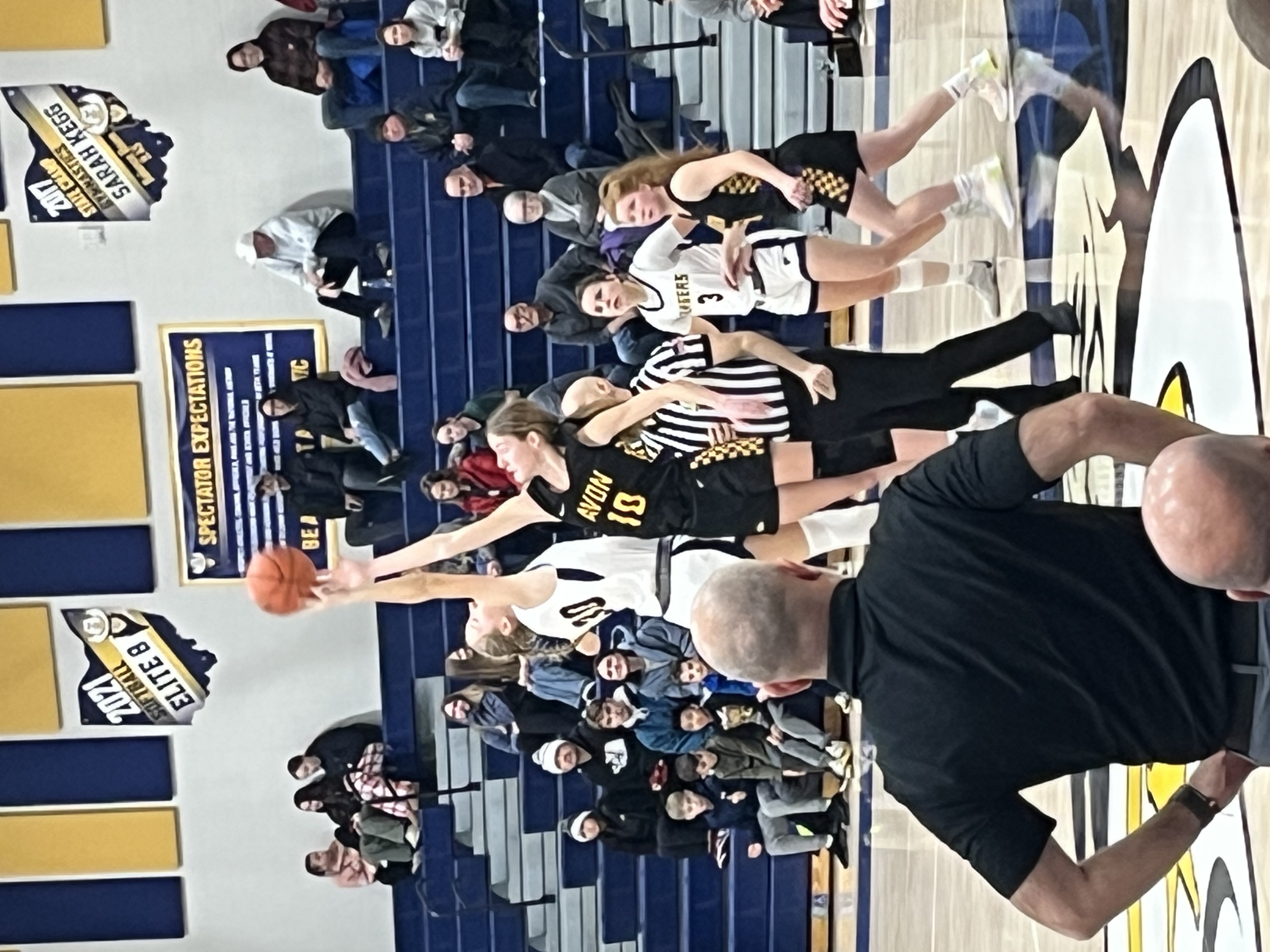 Avon High School Eagles Secure Narrow Victory Over North Ridgeville Rangers